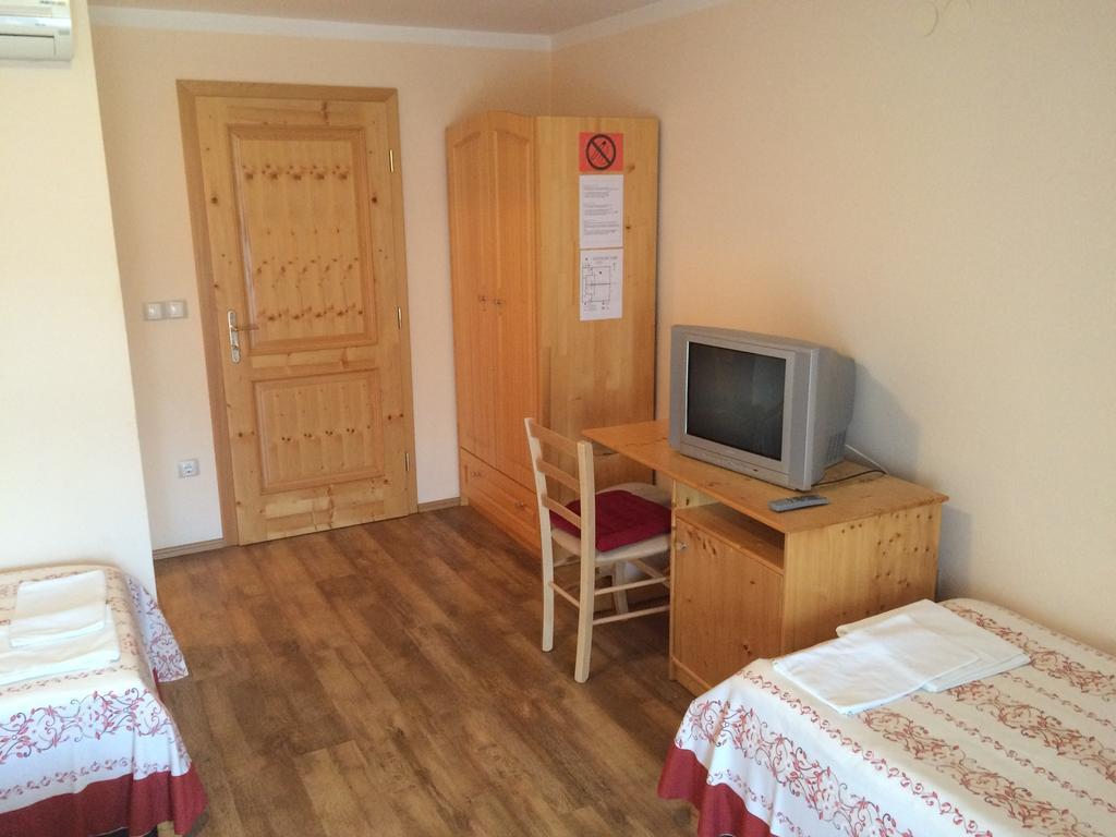 Gostilna Turk Hotel Hotedrsica Habitación foto