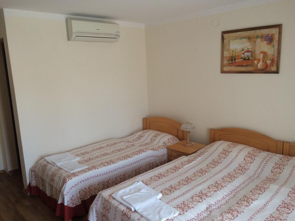 Gostilna Turk Hotel Hotedrsica Habitación foto